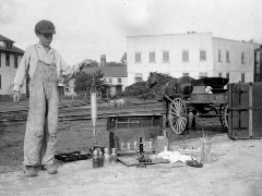 young-citizen-helping-with-isws-field-testing-1910s